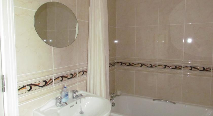 Gate Lodge B&B Portumna Rom bilde