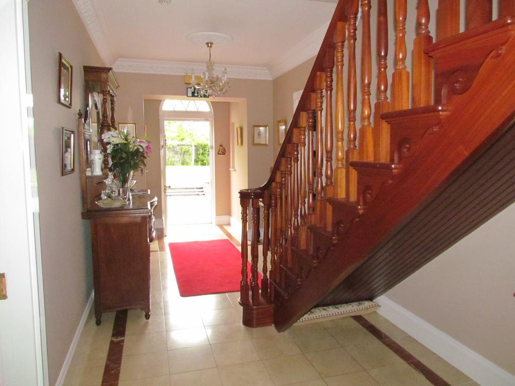 Gate Lodge B&B Portumna Eksteriør bilde