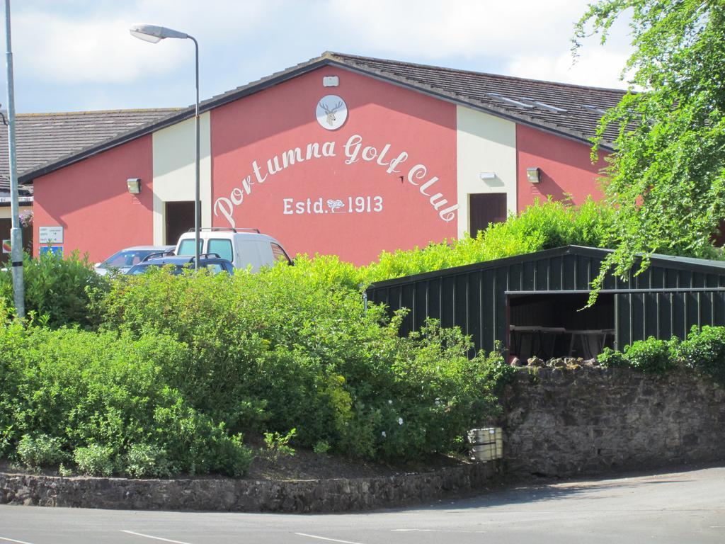 Gate Lodge B&B Portumna Eksteriør bilde